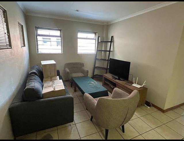 2 BEDROOM APARTMENT FOR SALE IN HATFIELD